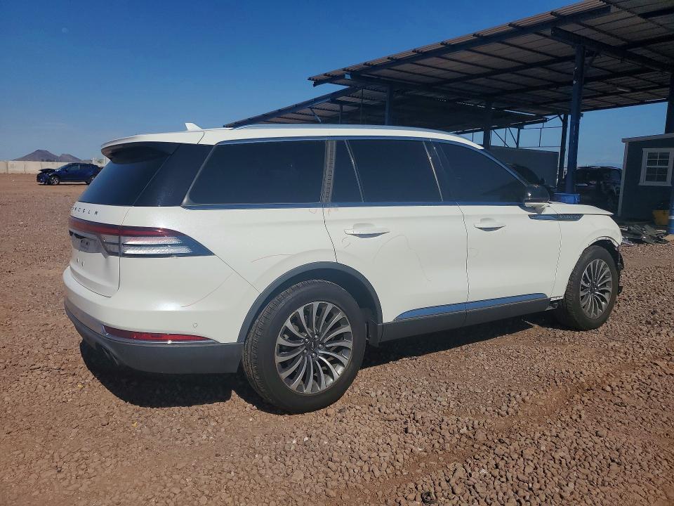 Photo 3 from auction – 2020 LINCOLN AVIATOR with VIN 5LM5J7WC3LGL23668