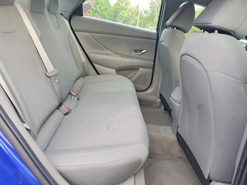 Снимка 10 от търг – 2023 HYUNDAI ELANTRA с VIN KMHLL4AG4PU387108