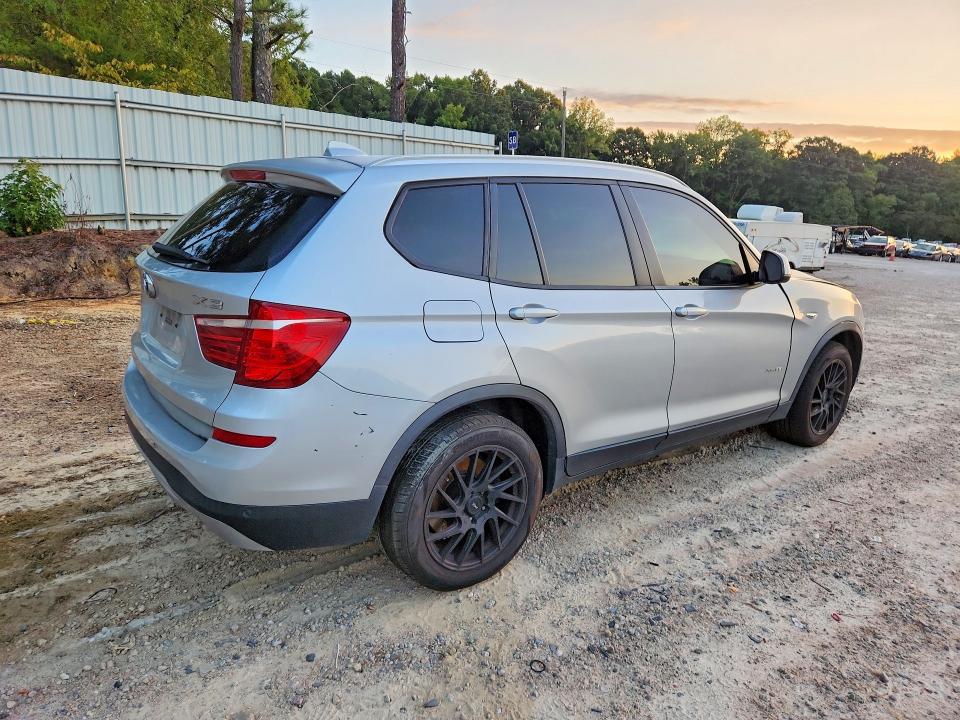 Photo 3 from auction – 2017 BMW X3 with VIN 5UXWX7C39H0U43438