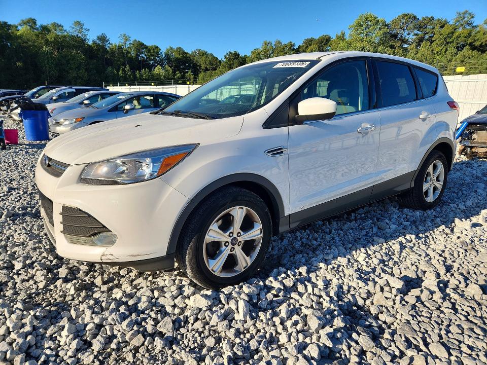 FORD ESCAPE 2014 with VIN 1FMCU0GX3EUC93859 - Photo from auction