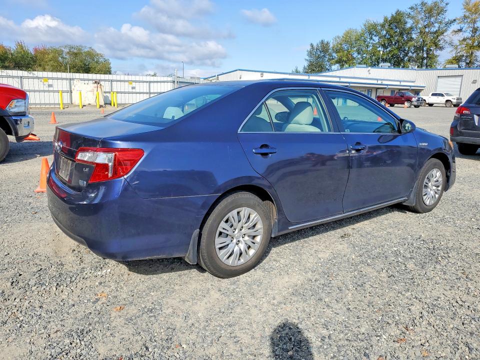 Photo 3 from auction – 2014 TOYOTA CAMRY HYBRID with VIN 4T1BD1FK6EU113992
