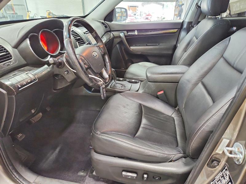 Photo 7 from auction – 2013 KIA SORENTO with VIN 5XYKWDA2XDG400159