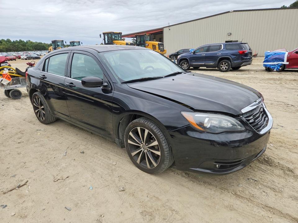Фото 4 с аукциона – 2013 CHRYSLER 200 с VIN 1C3CCBCG7DN743860