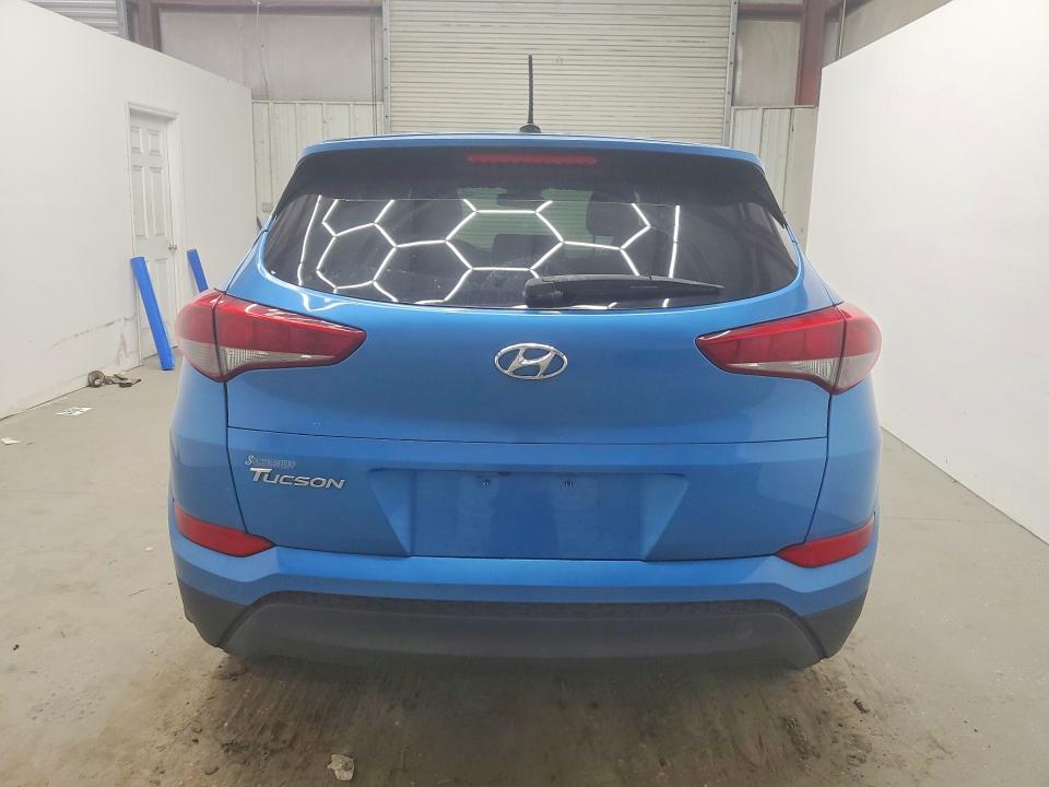 Photo 6 from auction – 2017 HYUNDAI TUCSON with VIN KM8J23A46HU545850