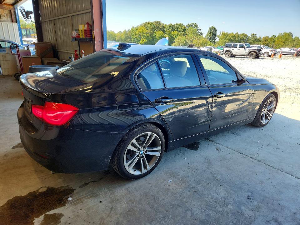 Photo 3 from auction – 2016 BMW 328 with VIN WBA8E9G56GNT81969
