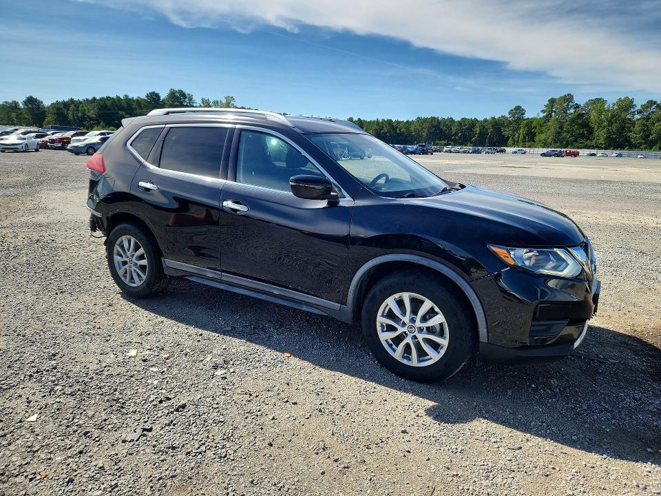 Photo 4 from auction – 2018 NISSAN ROGUE with VIN KNMAT2MT2JP591856