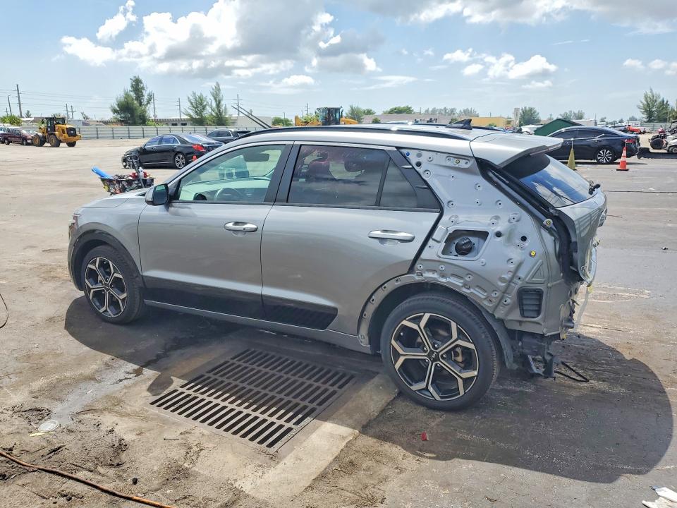 Photo 2 from auction – 2023 KIA NIRO with VIN KNDCR3LE6P5084950