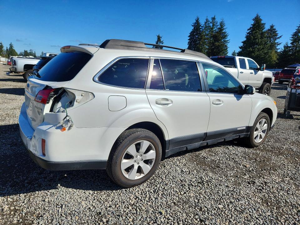 Photo 3 from auction – 2010 SUBARU OUTBACK with VIN 4S4BRBCC1A3376427