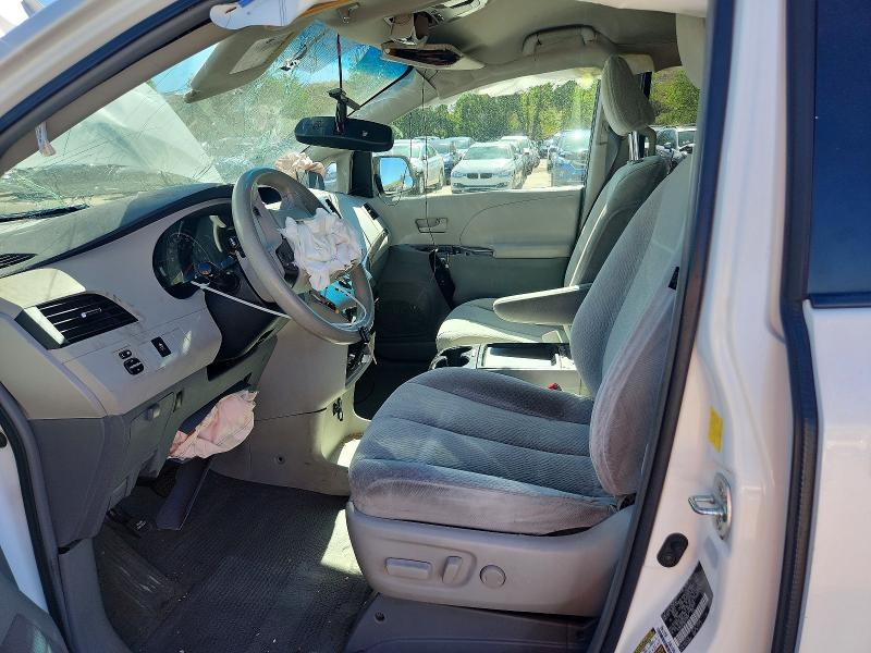 Снимка 7 от търг – 2011 TOYOTA SIENNA с VIN 5TDKK3DC9BS070847