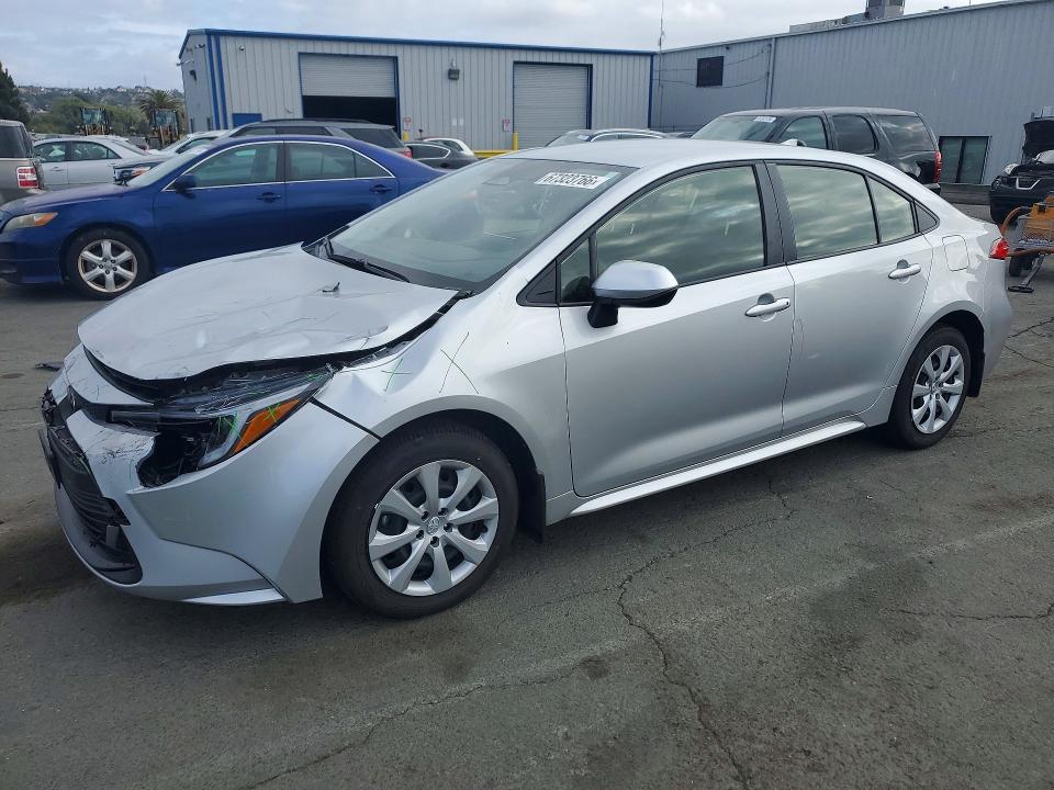 TOYOTA COROLLA HYBRID 2026 with VIN JTDBCMFEXT3150940 - Photo from auction