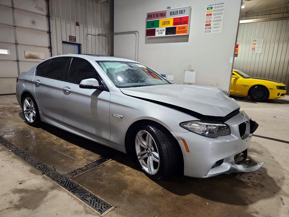 صورة رقم 4 من المزاد - 2016 BMW 535 مع VIN WBA5B1C57GG132751