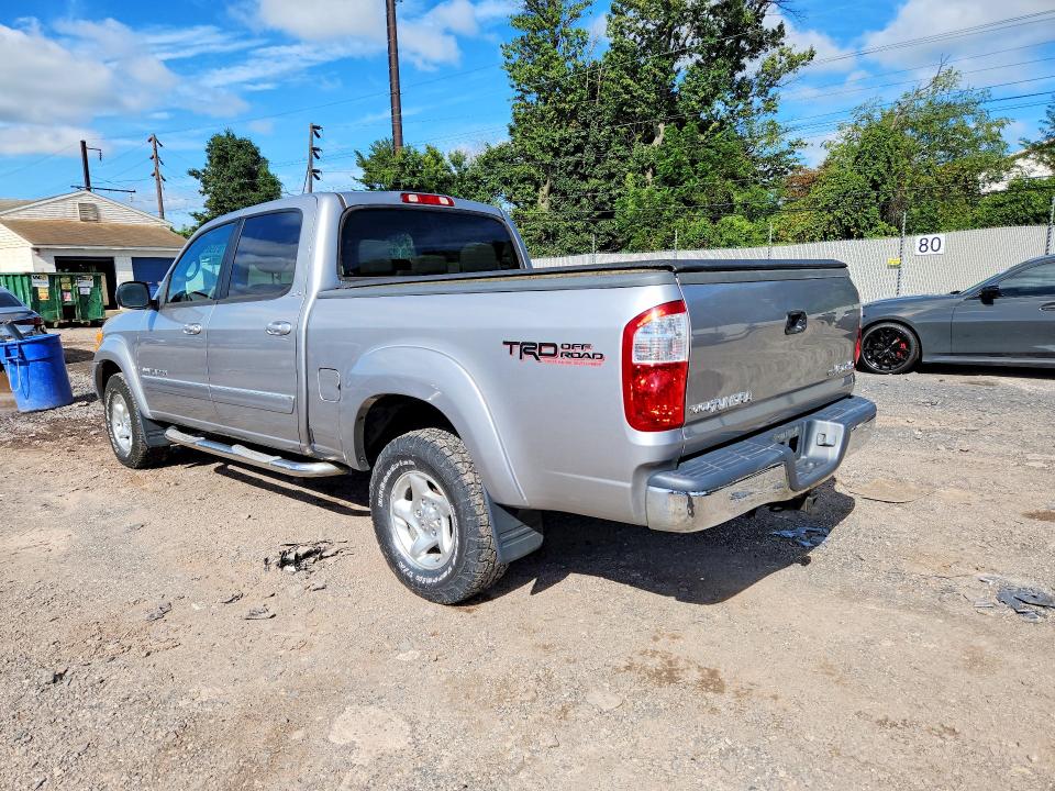Photo 2 from auction – 2004 TOYOTA TUNDRA with VIN 5TBDT44124S448982