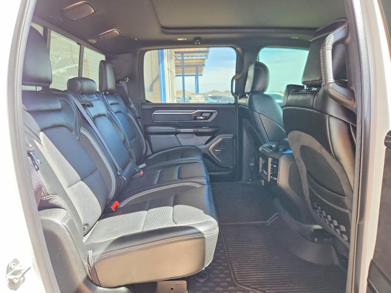 Снимка 10 от търг – 2021 RAM 1500 с VIN 1C6SRFU98MN818327