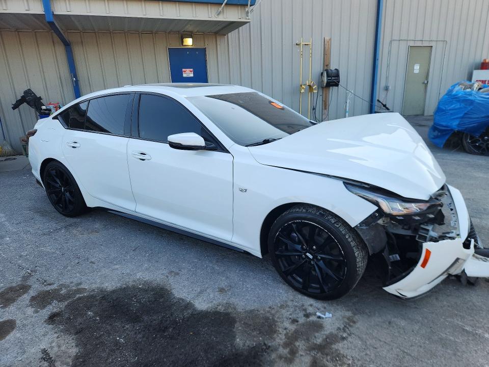 Photo 4 from auction – 2020 CADILLAC CT5 with VIN 1G6DP5RK6L0118320