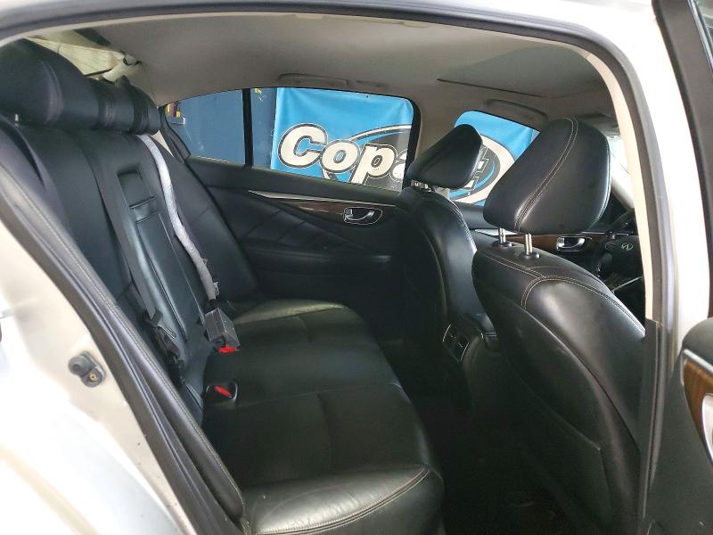 Photo 10 from auction – 2014 INFINITI Q50 with VIN JN1BV7AR9EM697476