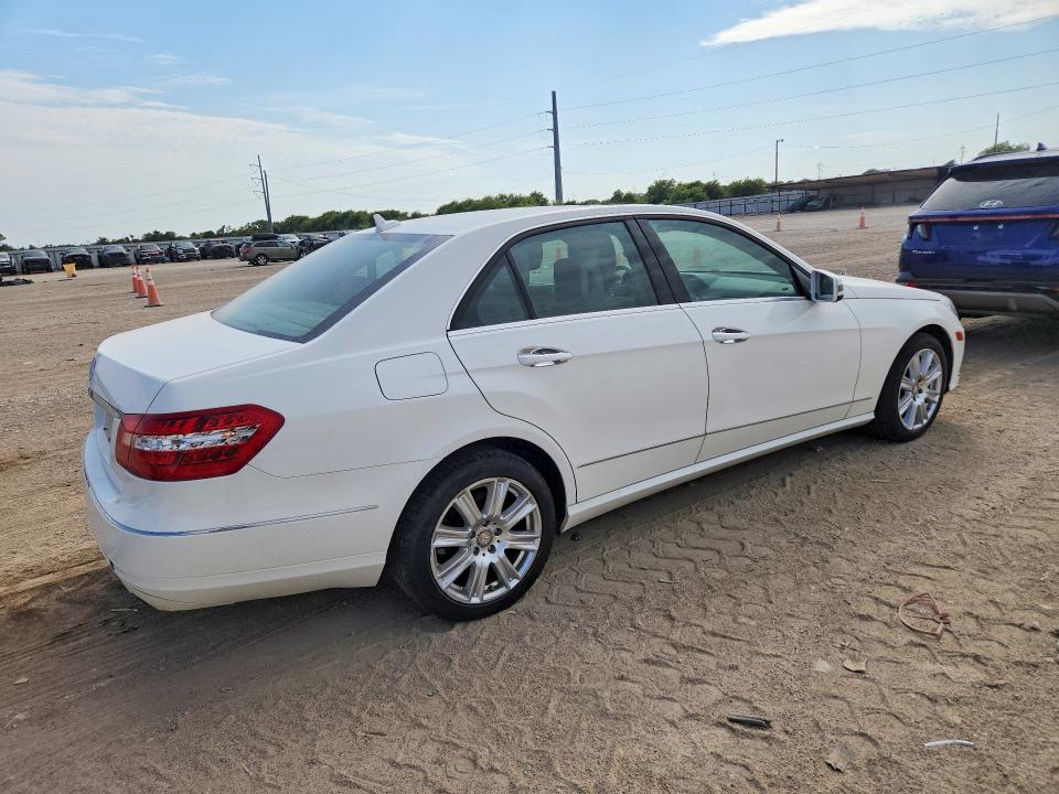 Photo 3 from auction – 2013 MERCEDES-BENZ E with VIN WDDHF5KB1DA673043