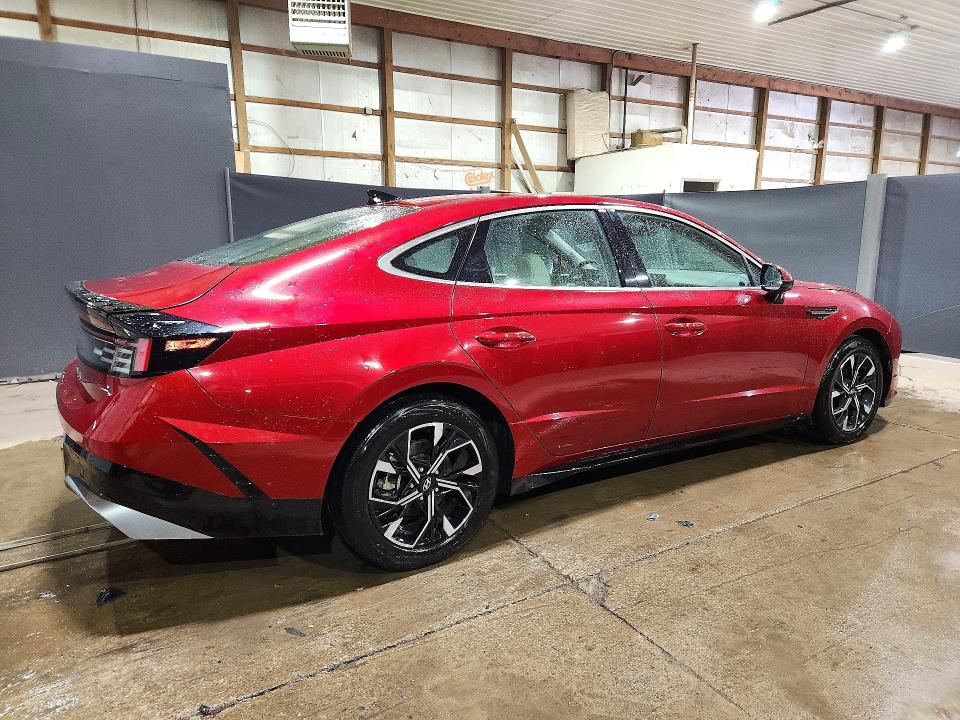 Photo 3 from auction – 2025 HYUNDAI SONATA with VIN KMHL64JA2SA469576