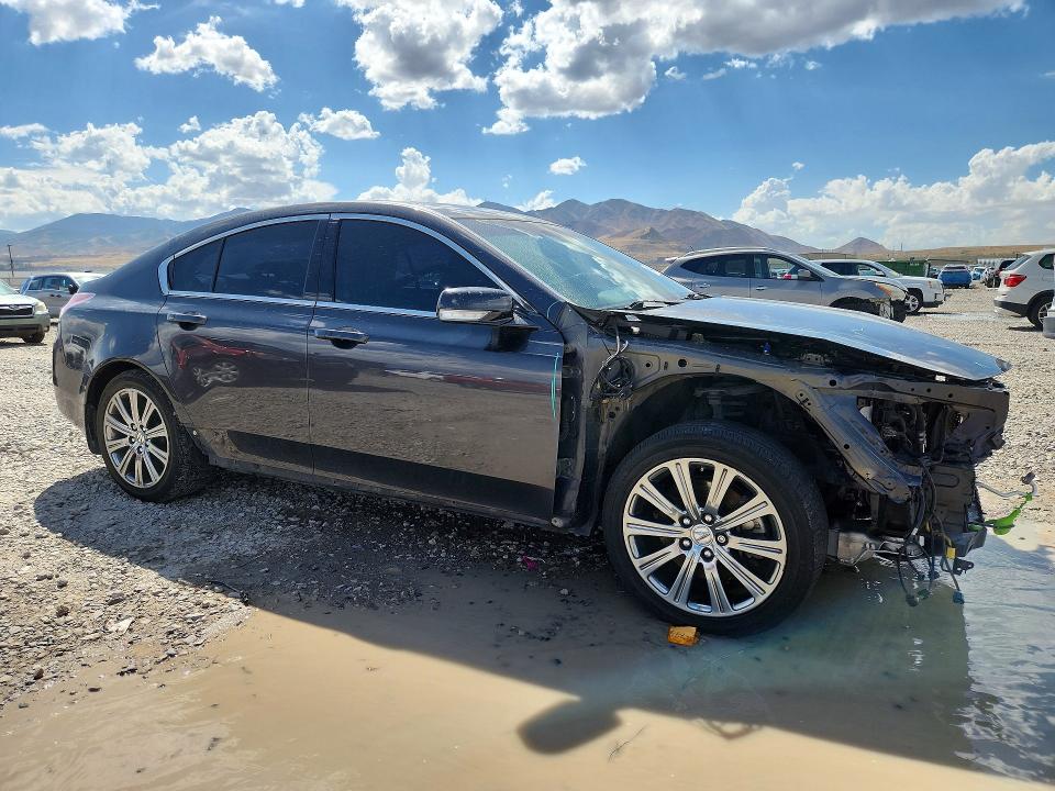 Photo 4 from auction – 2014 ACURA TL with VIN 19UUA8F31EA005953
