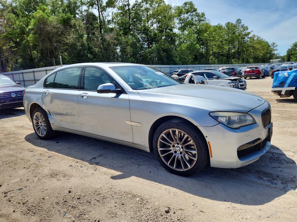 Photo 4 from auction – 2014 BMW 750 with VIN WBAYF8C53ED653135