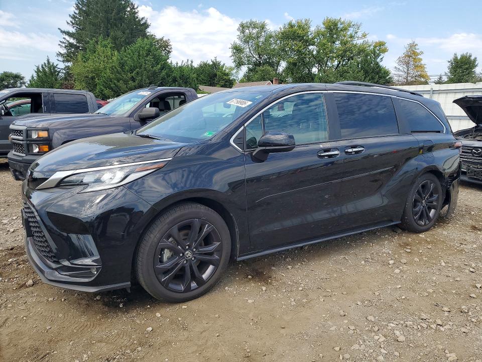 2023 TOYOTA SIENNA - Търг №67198906