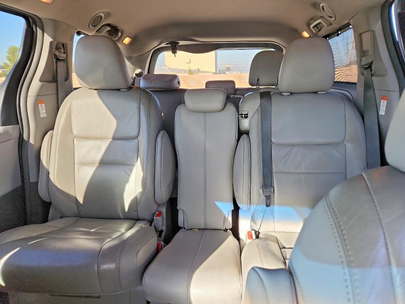 Photo 10 from auction – 2017 TOYOTA SIENNA with VIN 5TDYZ3DC0HS864389