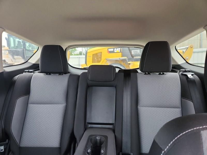 Photo 10 from auction – 2017 FORD ESCAPE with VIN 1FMCU0GD0HUE45977