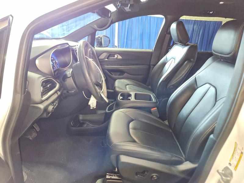 Photo 7 from auction – 2025 CHRYSLER PACIFICA with VIN 2C4RC1BG8SR556595