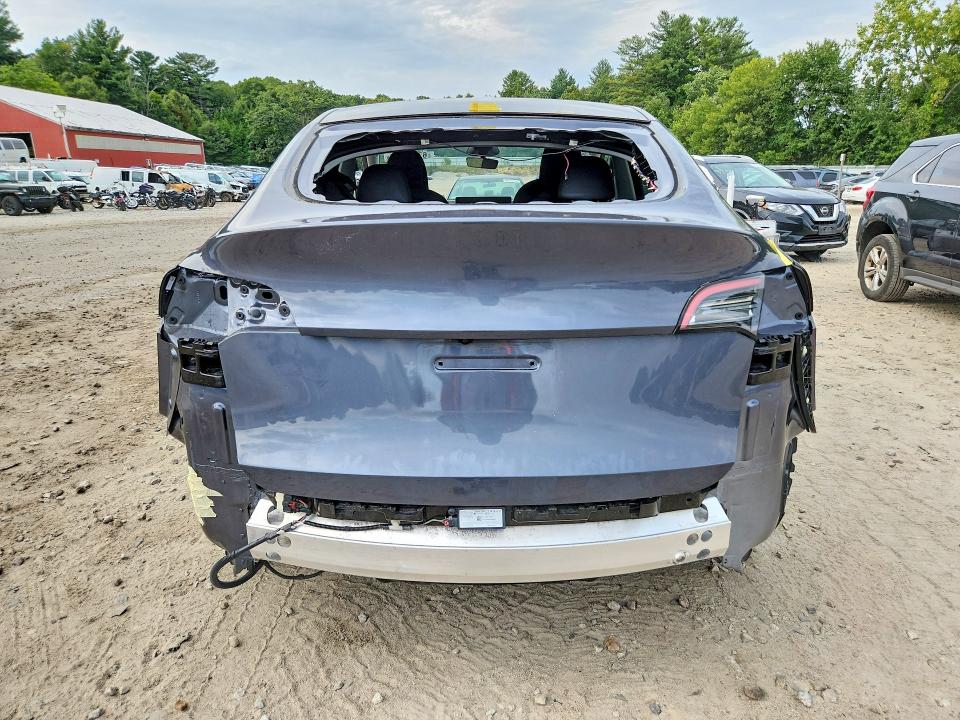 Photo 6 from auction – 2023 TESLA MODEL Y with VIN 7SAYGDEE4PF888311