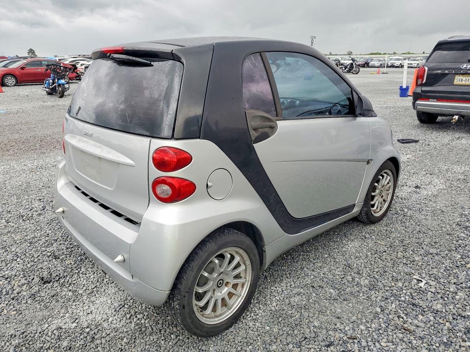 Photo 3 from auction – 2012 SMART FORTWO with VIN WMEEJ3BAXCK527581