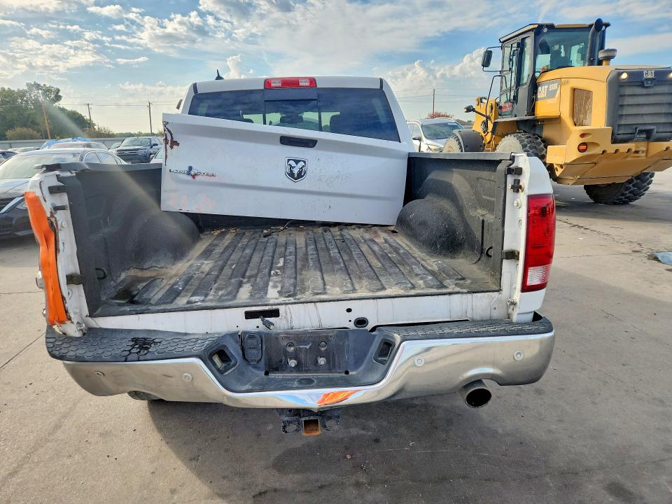 Photo 6 from auction – 2016 RAM 1500 with VIN 1C6RR6LT5GS189658