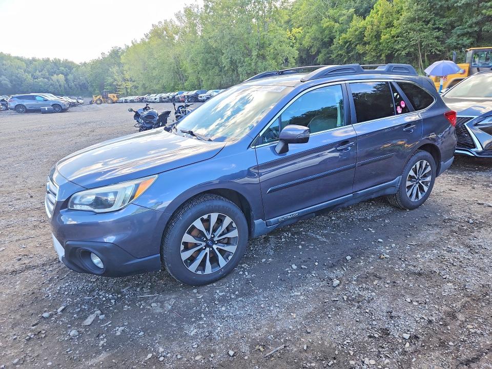 SUBARU OUTBACK 2015 with VIN 4S4BSALC4F3225426 - Photo from auction