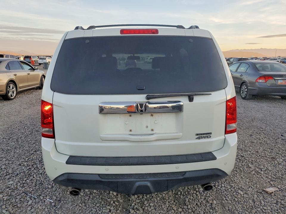 Photo 6 from auction – 2015 HONDA PILOT with VIN 5FNYF4H91FB001857