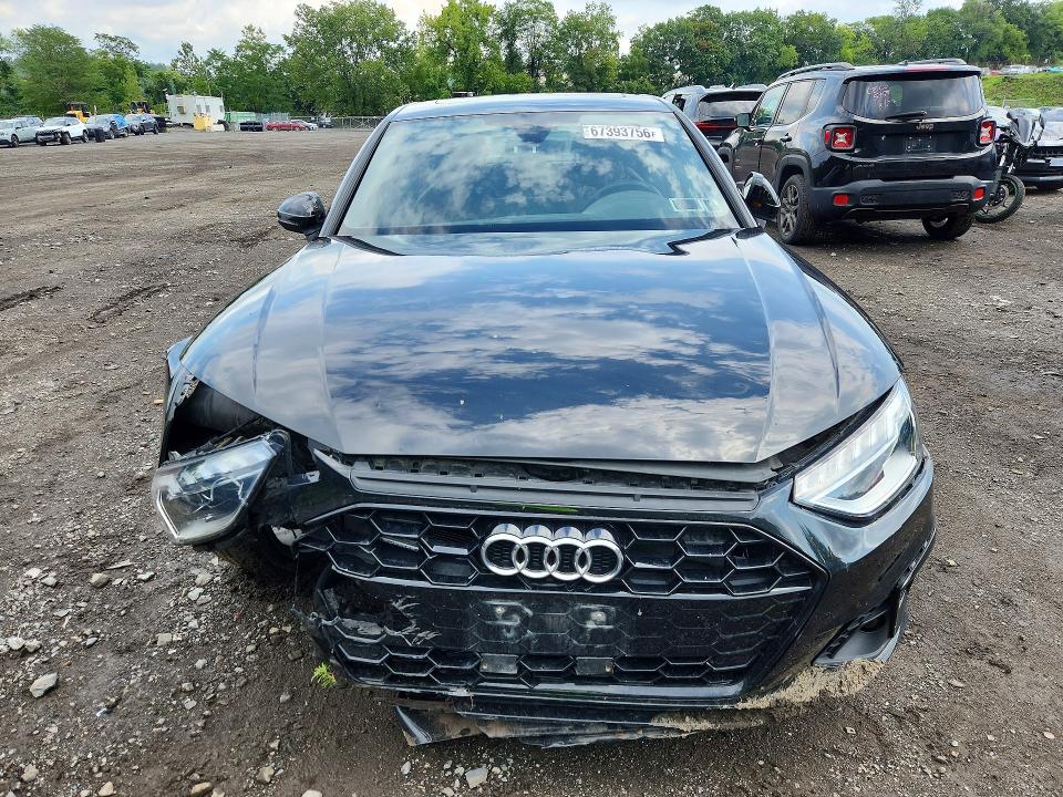 Zdjęcie 5 z aukcji – 2021 AUDI A4 z VIN WAUEAAF43MA019853