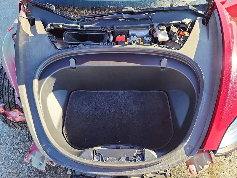 Photo 11 from auction – 2018 TESLA MODEL 3 with VIN 5YJ3E1EA5JF022200