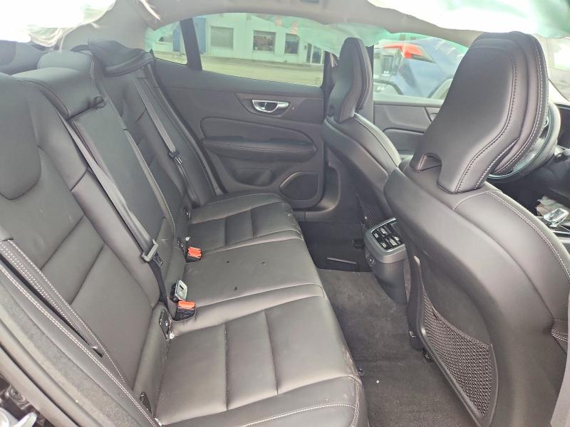 Foto 10 de la subasta – 2022 VOLVO S60 con VIN 7JRL12TL2NG186927