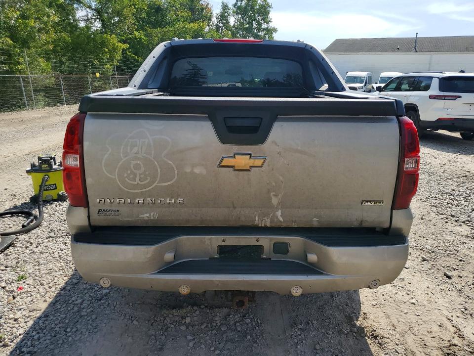 Photo 6 from auction – 2007 CHEVROLET AVALANCHE with VIN 3GNFK12317G304355