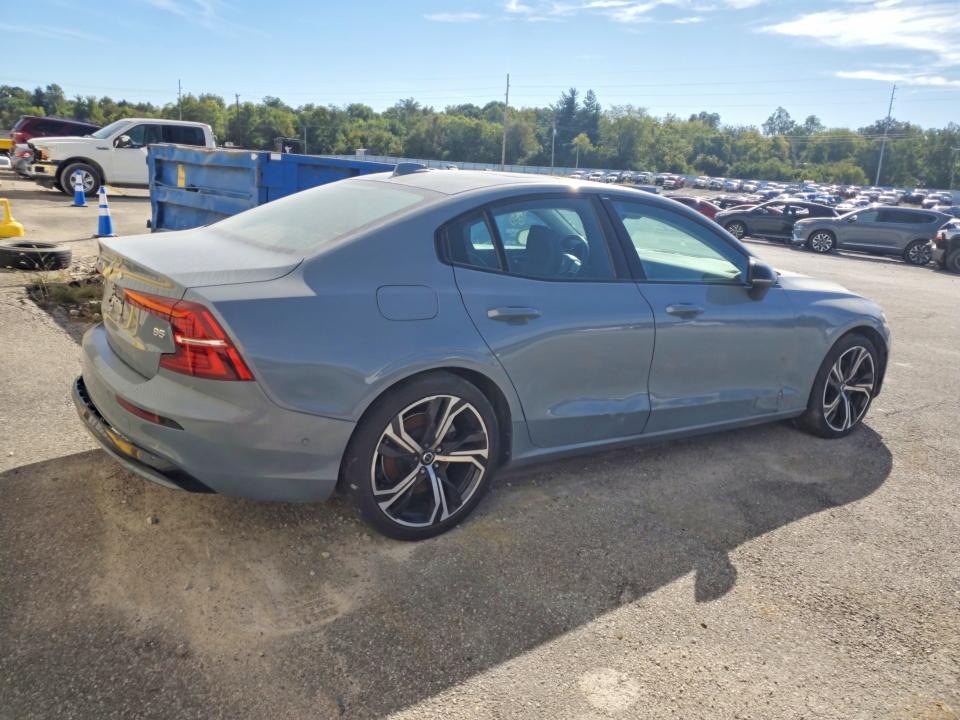 Photo 3 from auction – 2024 VOLVO S60 with VIN 7JRL12FL9RG309348