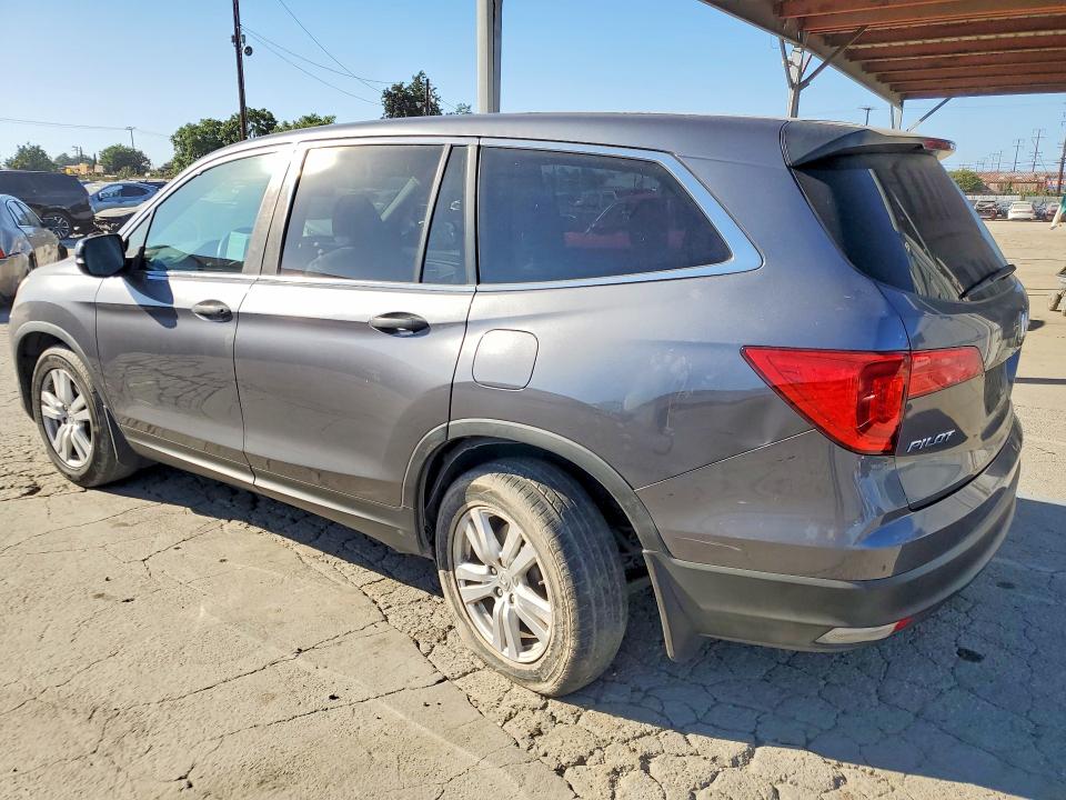 Снимка 2 от търг – 2016 HONDA PILOT с VIN 5FNYF5H19GB037202