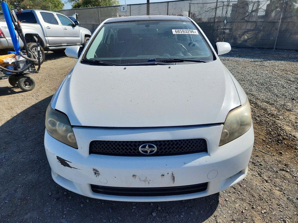 Zdjęcie 5 z aukcji – 2010 SCION TC z VIN JTKDE3B77A0303429