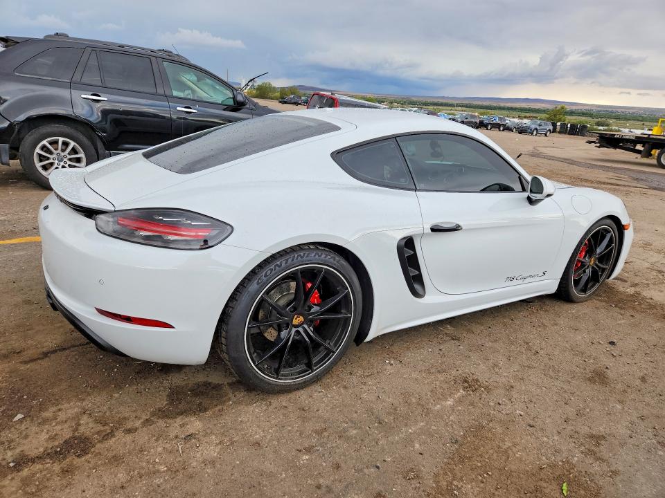 Photo 3 from auction – 2017 PORSCHE CAYMAN with VIN WP0AB2A87HS285827