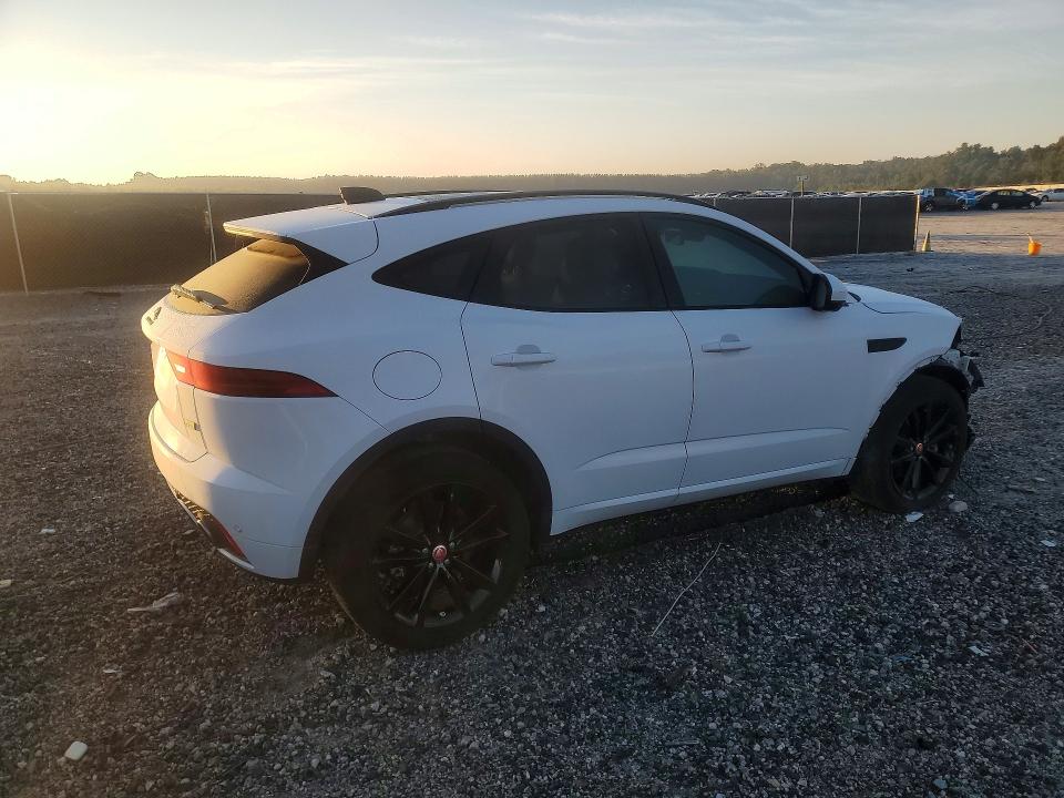 Photo 3 from auction – 2021 JAGUAR E-PACE with VIN SADF12GX8M1025321
