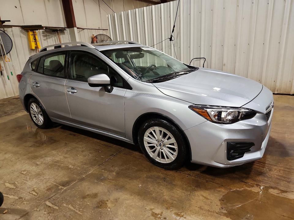 Photo 4 from auction – 2017 SUBARU IMPREZA with VIN 4S3GTAD64H3729655