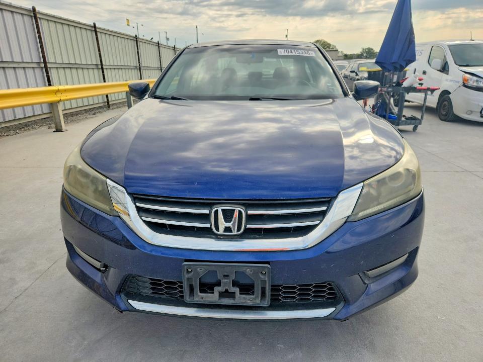 Photo 5 from auction – 2014 HONDA ACCORD with VIN 1HGCR2F52EA139230
