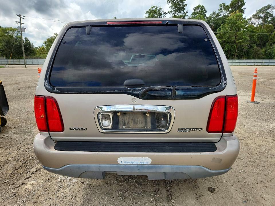 Photo 6 from auction – 2000 LINCOLN NAVIGATOR with VIN 5LMEU27A3YLJ24304