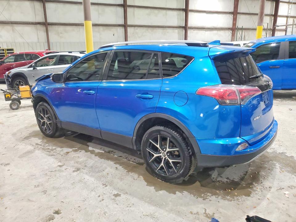 Photo 2 from auction – 2017 TOYOTA RAV4 with VIN JTMJFREV4HJ153336