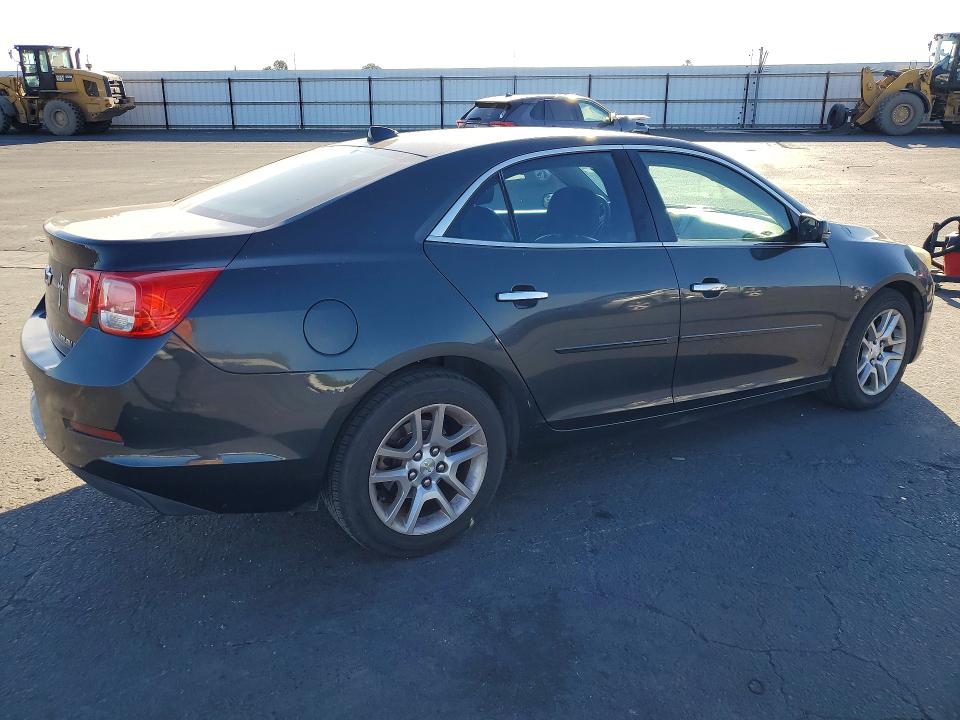 Photo 3 from auction – 2014 CHEVROLET MALIBU with VIN 1G11C5SL3EF301276