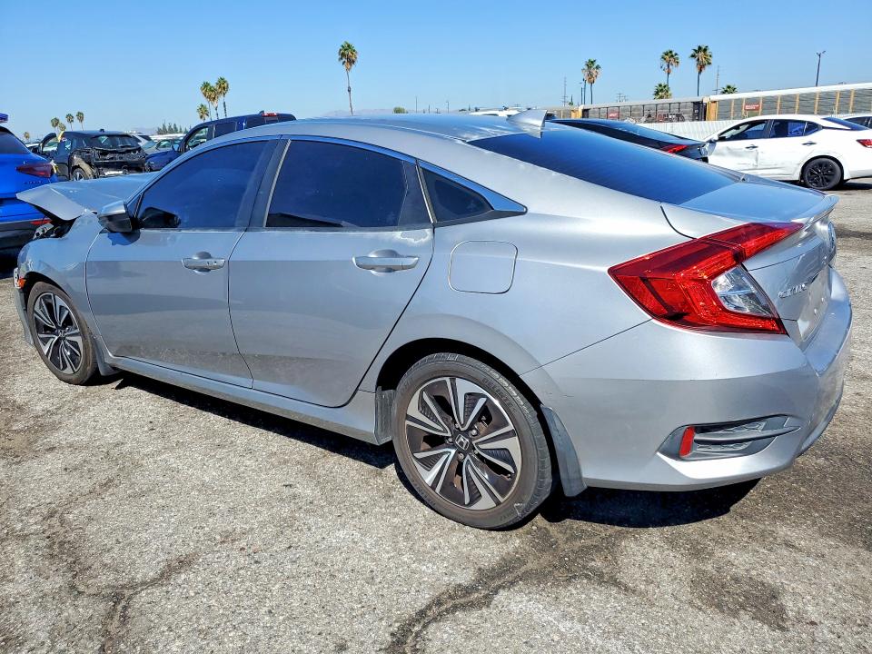 Photo 2 from auction – 2016 HONDA CIVIC with VIN 2HGFC1F45GH650080