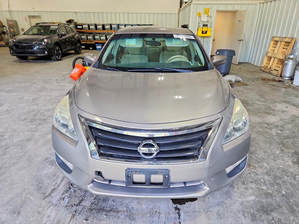Photo 5 from auction – 2013 NISSAN ALTIMA with VIN 1N4AL3AP4DN413322