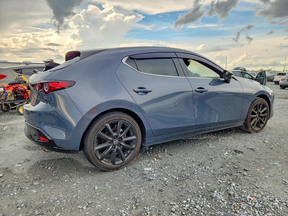 Фото 3 с аукциона – 2024 MAZDA 3 с VIN JM1BPBLM0R1650159