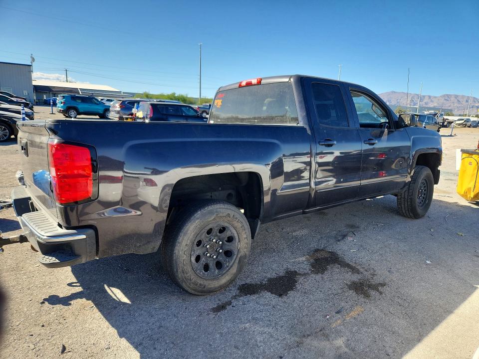 Photo 3 from auction – 2015 CHEVROLET SILVERADO with VIN 1GCRCREC0FZ152189